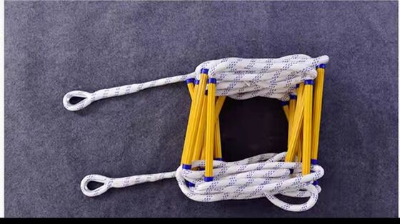 Η σωσίβια σκάλα μπορεί να χρησιμοποιηθεί στο εξωτερικό ανθεκτική στην υγρασία και τη διάβρωση